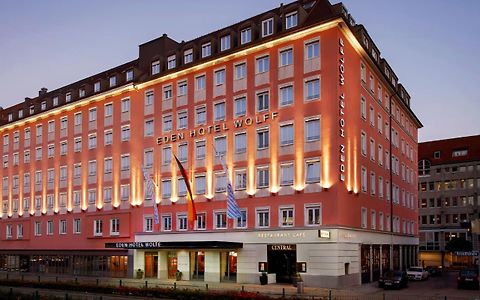 Gay-friendly Aloft Munich Hotel - A Gay Couple Hotel Review